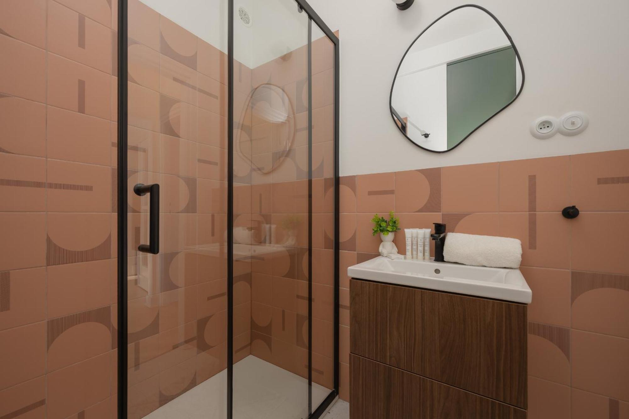 Apartment For 6 People Near Royal Baths Park By Renters Prestige Варшава Экстерьер фото